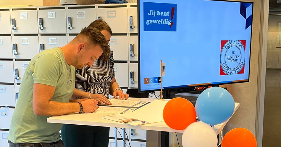 Diploma-uitreiking voor Allround vakman GWW, straatmakers en uitvoerders Infra.