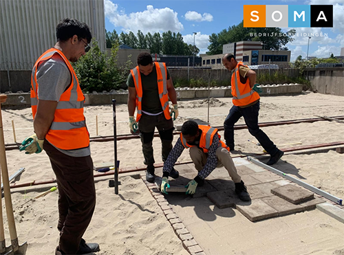 opleiden van vakmannen in de grond, weg en waterbouw